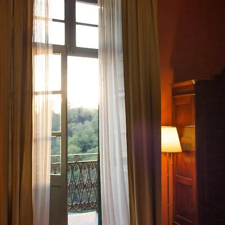 Castello Di Castellengo Bed and Breakfast 3*