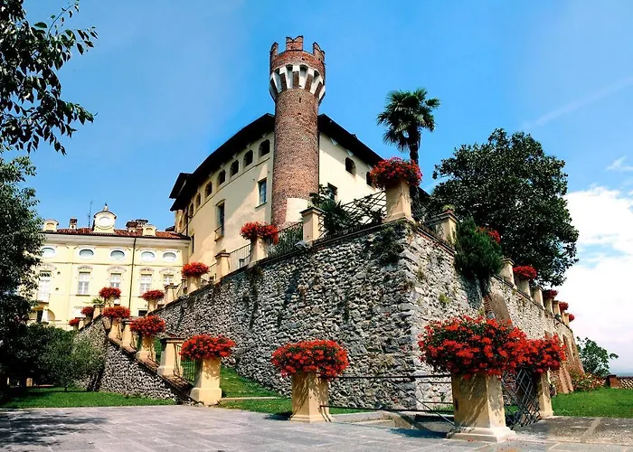 Castello Di Castellengo 3*